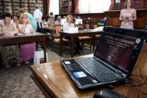 Fundația “Bill şi Melinda Gates” sprijină bibliotecile publice de la noi