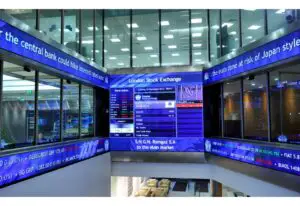 Romgaz continuă să se tranzacţioneze mai mult la Londra decât la Bucureşti
