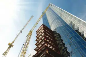 CBRE a încheiat 9 tranzacţii pe birouri în primul semestru