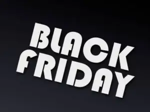 BLACK FRIDAY 2013: Febra reducerilor i-a cuprins și pe comercianții de fast-food, bijuterii, pantofi sau mobilă