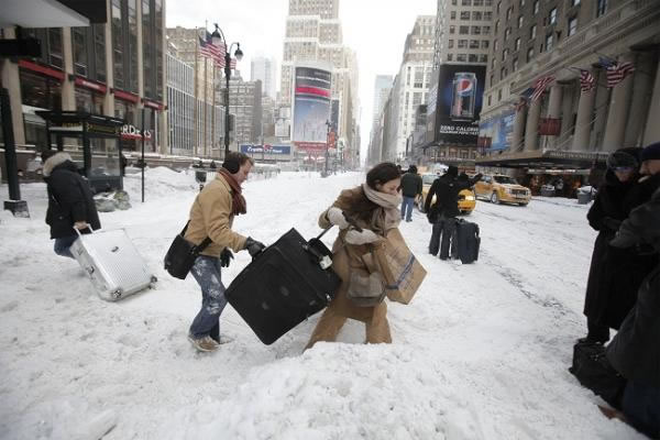 SUA: Cel puțin 15 morți din cauza furtunii de zăpadă și a temperaturilor extrem de scăzute