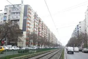 Preţurile în scădere au forţat 23.500 de bucureşteni să iasă cu apartamentele pe piaţă în 2010