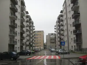 În ce luni s-au ieftinit cel mai tare apartamentele vechi din ţară