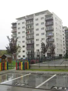 Chiriaşii ANL trebuie să elibereze locuinţele după cinci ani