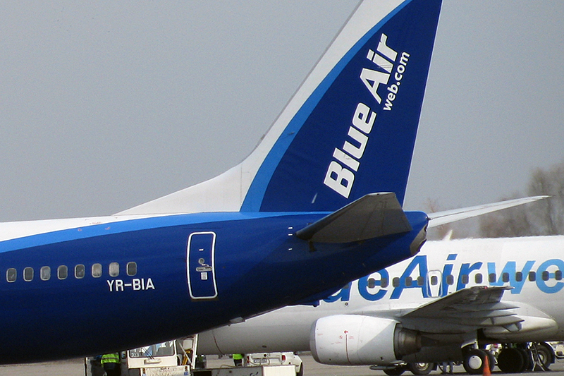 50 de curse Blue Air au fost afectate de greva din Italia
