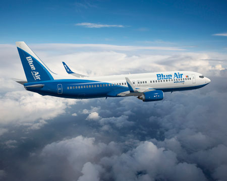 Blue Air estimează afaceri în creştere cu 5% în 2011, de 160 milioane de euro