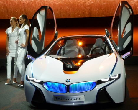 Toyota şi BMW folosesc baterii de laptopuri pentru vehiculele electrice