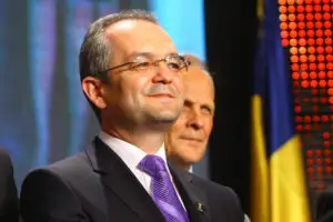 Guvernul urmează să ia noi măsuri de sprijinire a IMM-urilor, spune Emil Boc