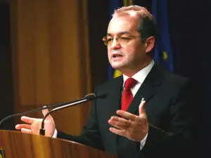 Boc: Pensiile militare, recalculate până pe 31 decembrie 2011