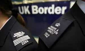 DECIZIE: Numai imigranţii cu un venit salarial de 42.000 euro pe an vor putea rămâne în Marea Britanie