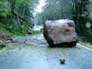Zona euro are de traversat un drum cu obstacole pentru a scăpa de criză