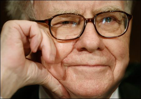 Warren Buffett: Nu sunt îndoieli că dolarul își va continua căderea