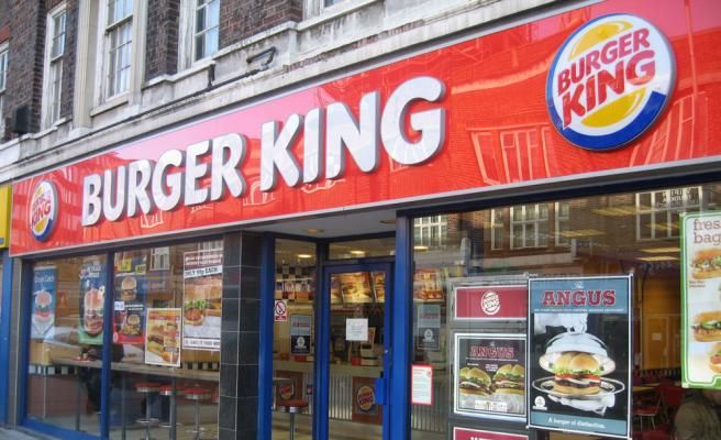Buger King, în Piaţa Romană
