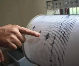 Vrignaud, UNSAR: Industria asigurărilor din România poate face faţă  obligaţiilor de plată la un eveniment catastrofal