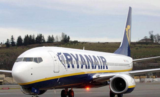 Pandemia își spune cuvântul: Ryanair estimează o scădere substanțială a numărului de pasageri
