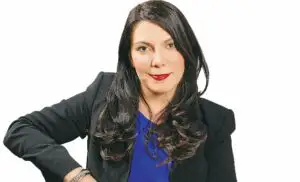 Povestea Danei Petcu, femeia care conduce filiala locală a Christian Dior Perfumes