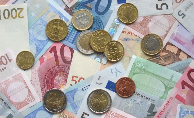 Critici aduse Guvernului de Iohannis pentru Comisia de adoptare a euro: „Eu nu o să fac un comitet sub coordonarea Administraţiei Prezidenţiale”