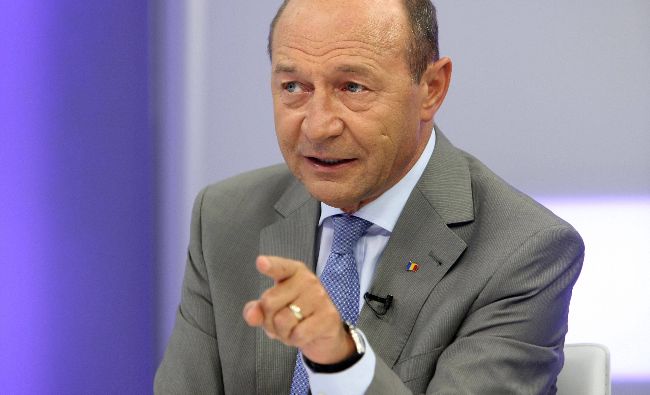 Băsescu, atac virulent la adresa omului lui Dragnea: E un rebut moral!