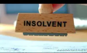 Viceguvernatorul BNR: Disciplina financiară a companiilor s-a deteriorat, deşi numărul de insolvenţe este în scădere