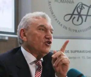 ASF: Lăcomia acţionarilor a îngropat Astra. Ponta: Buboiul a fost spart.