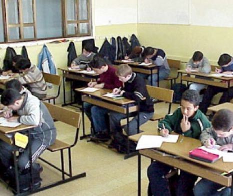 Dezbatere pe educaţie? Păi dezbateţi asta: în Bucureşti, o şcoală e-n renovare de aproape un deceniu