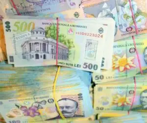 Finanţele au împrumutat 300 de milioane lei de la bănci