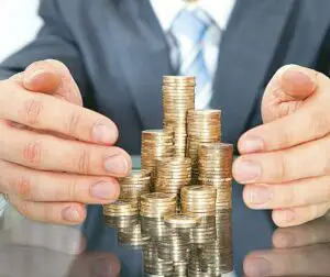 Leul câştigă teren în raport cu moneda europeană; cursul anunţat de BNR: 4,4196 lei pentru un euro