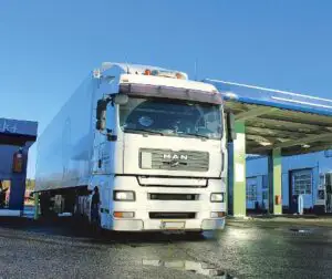 UNTRR solicită eliminarea supraaccizei de la 1 ianuarie 2016. Restituirea accizelor este nefuncţională