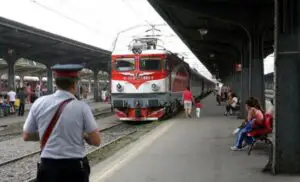 Vești importante pentru călătorii cu trenul! Programul CFR de sărbători