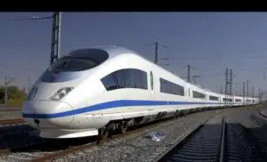 Într-o ţară europeană toate trenurile elecrice sunt alimentate cu energie eoliană