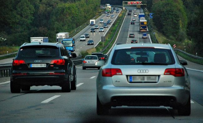 Parlamentul Germaniei a aprobat taxa de drum pentru şoferii străini