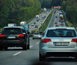 DIW: Migranţii vor impulsiona creşterea economică a Germaniei cu 0,25 puncte procentuale
