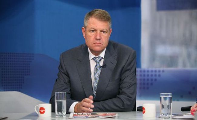 Iohannis l-a numit prim-ministru pe Dacian Cioloş