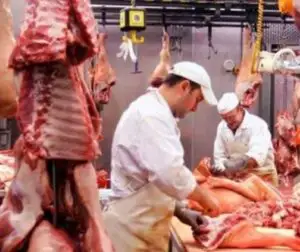 UE, surplus de carne de porc, după embargoul impus Rusiei