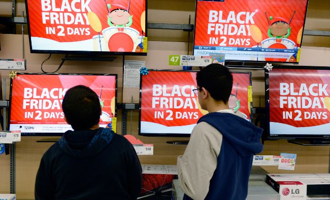 Black Friday: Valoarea totală a tranzacţiilor online va depăşi 175 milioane de lei