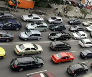 Peste 370 de maşini cu tehnologii nepoluante, achiziţionate prin programul „Rabla 2015”