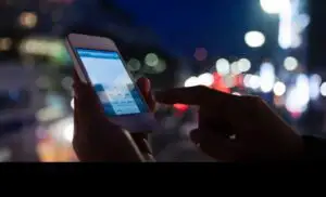 Coronacriză. Scădere record a livrărilor globale de telefoane inteligente