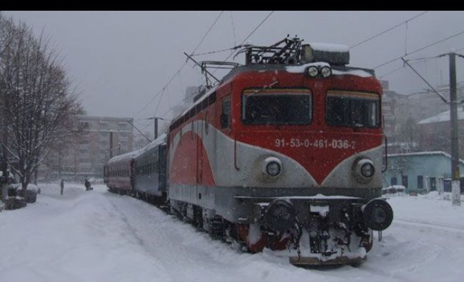 Cum se deszăpezește calea ferată între București și Constanța