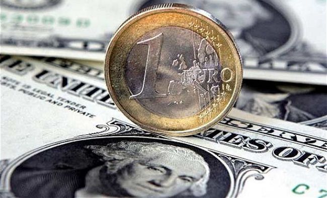 Euro a revenit peste pragul de 1,20 dolari pentru prima dată în ultimii doi ani
