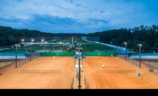 Poliţia spaniolă a arestat 34 de persoane într-o anchetă privind trucarea unor meciuri de tenis pentru pariuri