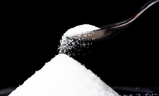 China introduce o suprataxă de 45% la importurile de zahăr