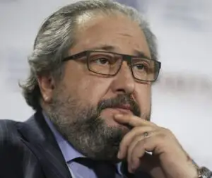 Oligarhul Boris Mints nu renunţă la ideea creării unui imperiu imobiliar răsăritean