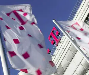 Telekom România prelungeşte termenul de vânzare a celor 24 de imobile din portofoliu