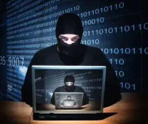 Atenţie la SMS-uri. Românii vizaţi de un atac informatic