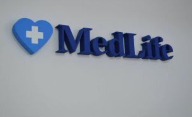 MedLife se listează la Bursa de la București
