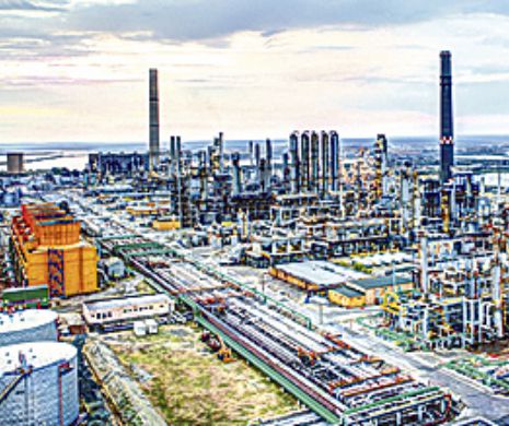 OMV Petrom alocă până la 576,9 milioane de lei pentru servicii privind industria petrolului şi a gazului