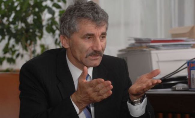 DNA: Deputatul Ioan Oltean, trimis în judecată alături de Crinuța Dumitrean în dosarul despăgubirilor de la ANRP