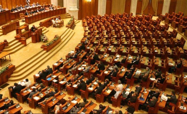 Proiectele bugetului de stat şi asigurărilor sociale, transmise miercuri Parlamentului