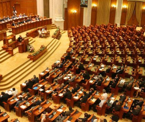 Parlamentul face sesiune extraordinară pe 24-25 august pentru Codul fiscal