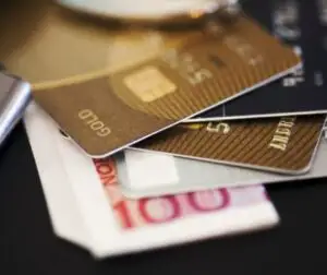 MasterCard: În zonele urbane cardul este folosit, în medie, de două ori pe săptămână